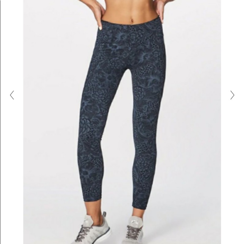 Lulu lemon beautiful never worn leggings